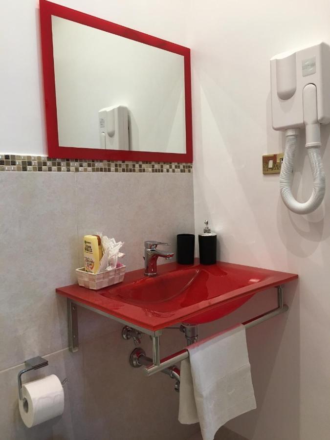 Valla18 Guesthouse Rzym Zewnętrze zdjęcie